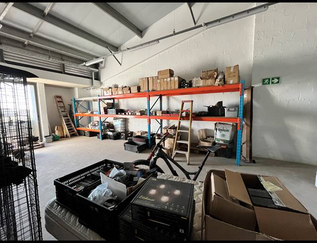 211M² FACTORY FOR SALE IN SHAKAS HEAD